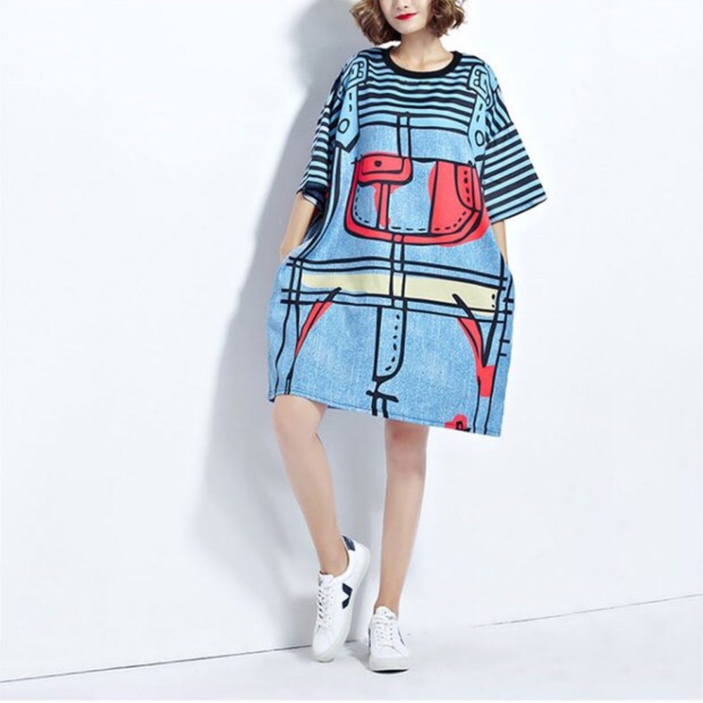 Oversized Midi Dress / Shite - NWT